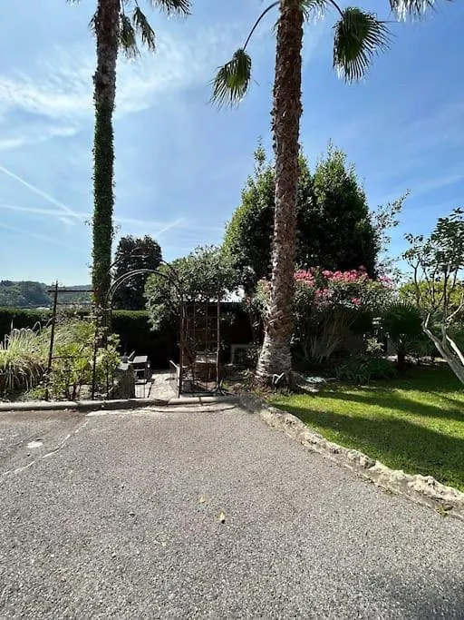 Mougins Village Grand Studio, Avec Piscine Vue Mer Partagee 0*,  فرنسا